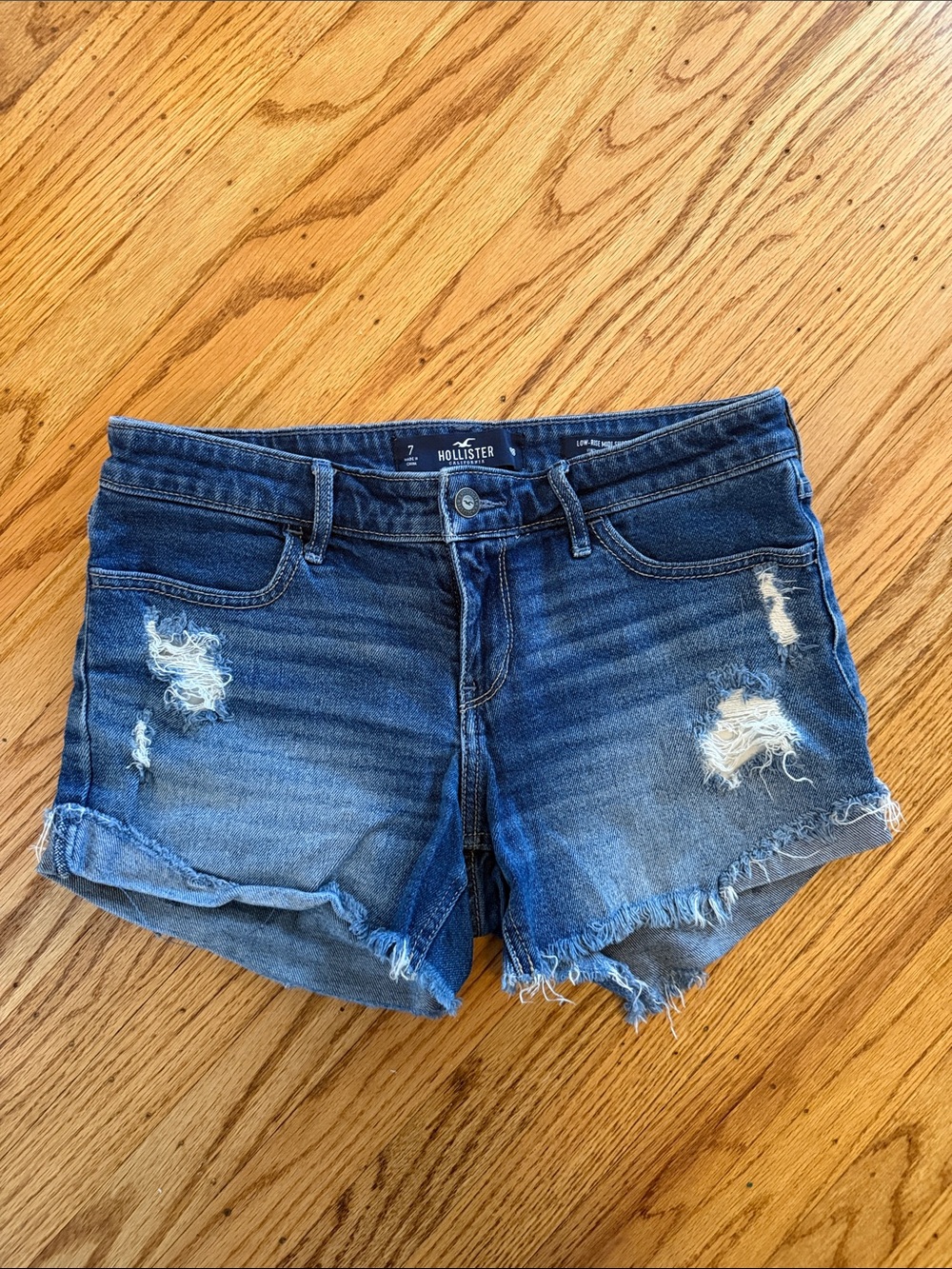 Hollister Y2K Low Rise Midi Short Distressed Vintage Stretch 28/7- Grunge - Picture 1 of 13